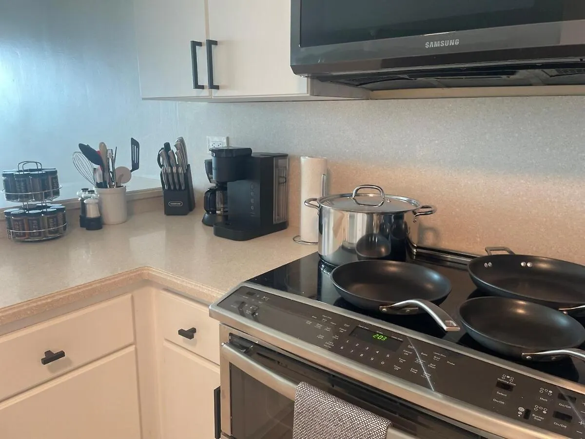 شقة Penthouse Condo, Rooftop Terrace With Hot Tub, 6Ppl Las Coles بورتوريكو
